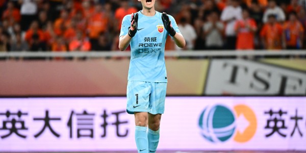 颜骏凌年少崇拜范德萨 立志延续职业球员生涯至同龄