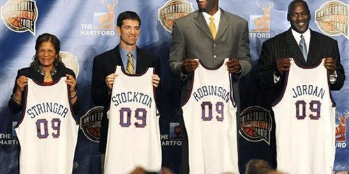 安全下注-NBA历史五大数据，他坐拥两大历史第一，为何备受质疑？