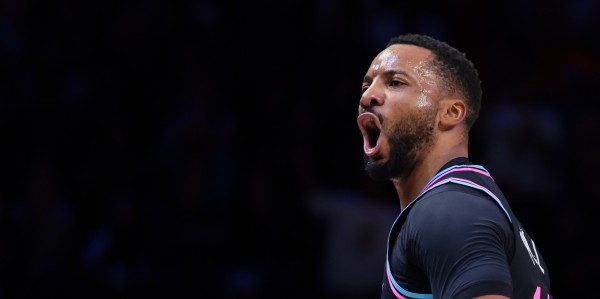 安全下注-鲍威尔：我们不能因为一场胜利就得意忘形 必须尽快找到解决办法