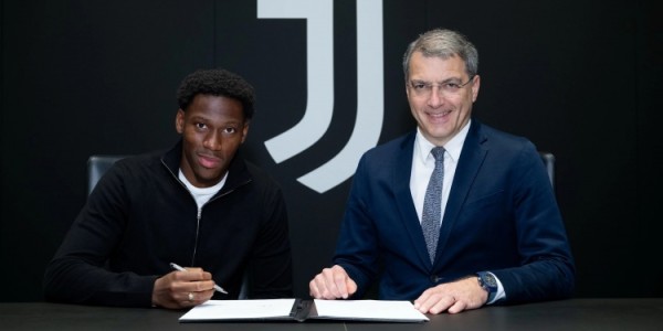 实时赔率-戴维：伊尔迪兹继续成长能成为顶级球员 我不说本赛季想进多少球