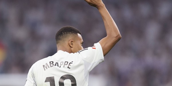 足球博彩-众星捧月？姆巴佩：有幸赚了很多钱，但从未觉得别人把我当国王看